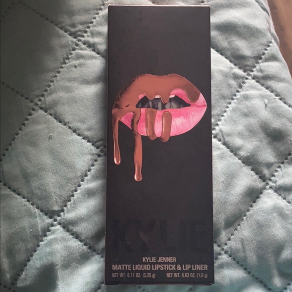 KYLIE COSMETICS ULTA BEAUTY LIPKIT